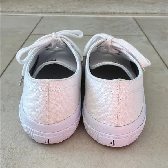 Ralph Lauren Classic White Sneakers Pristine Used Condition Size 7.5B - Picture 3 of 8